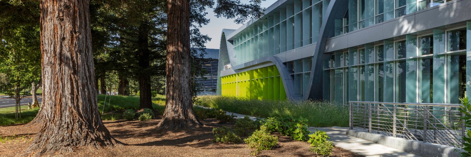 Form4 Architecture banner