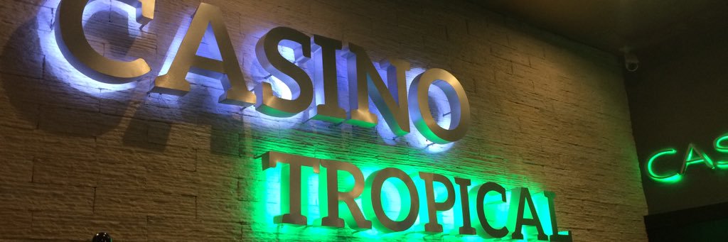 Notre-Dame Tropics banner