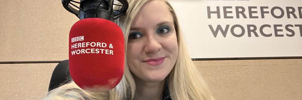 ChloeMogg Profile Banner