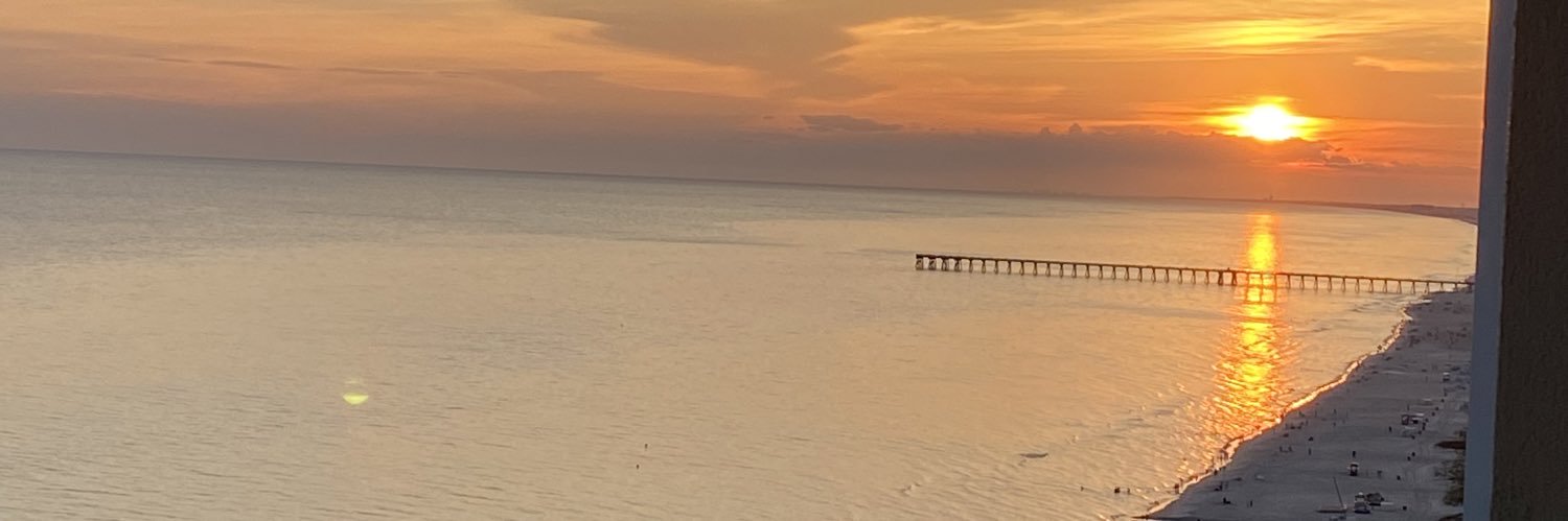 emma_rn92em's profile banner image