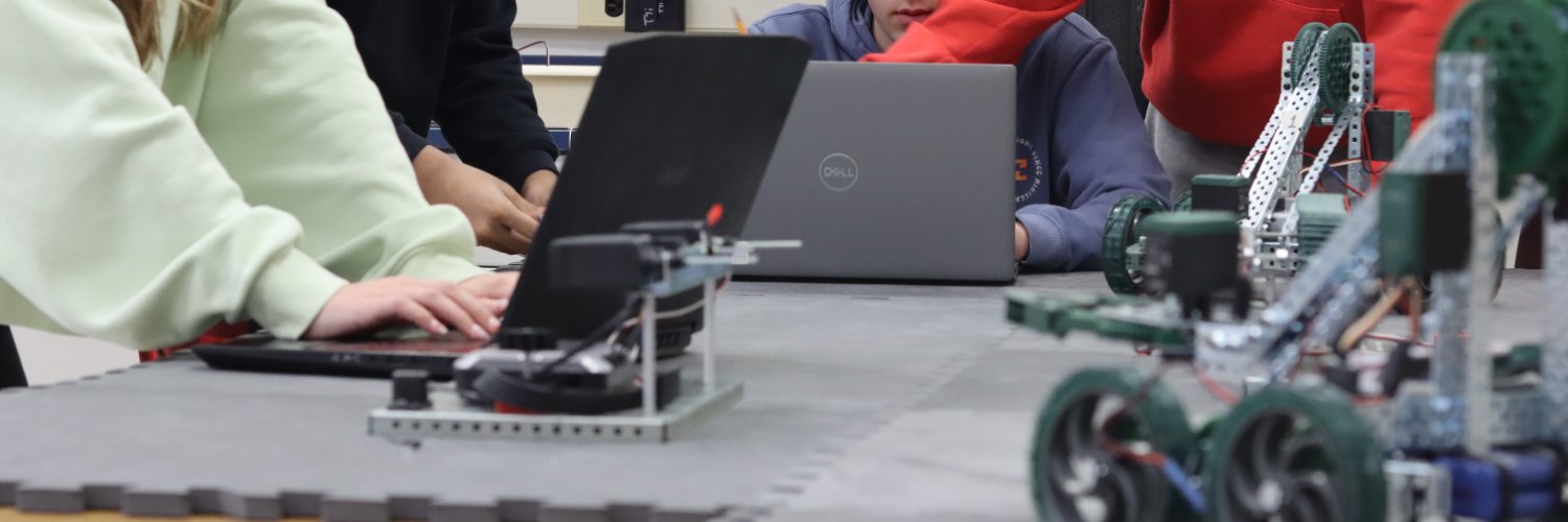 UHSTech_Eng's profile banner image