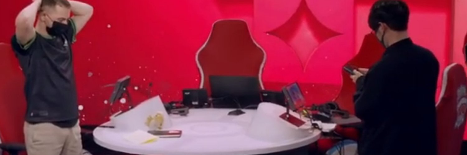 YT next→Worlds banner