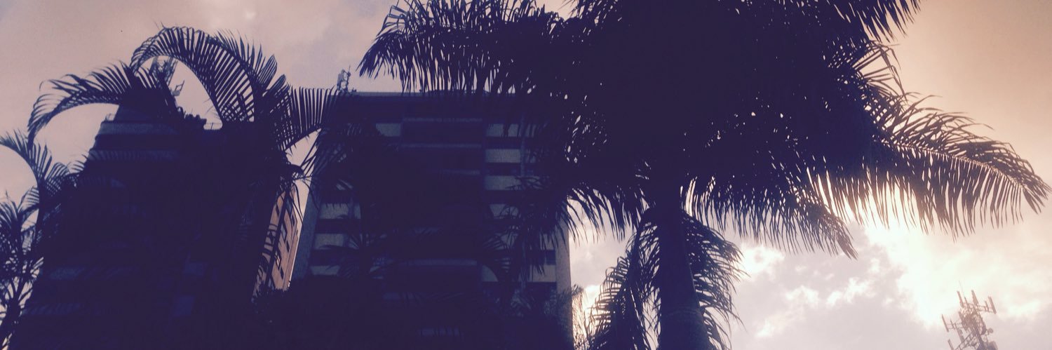 maycondrv's profile banner image