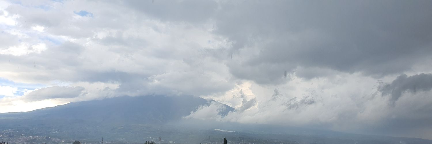 drgbenny's profile banner image
