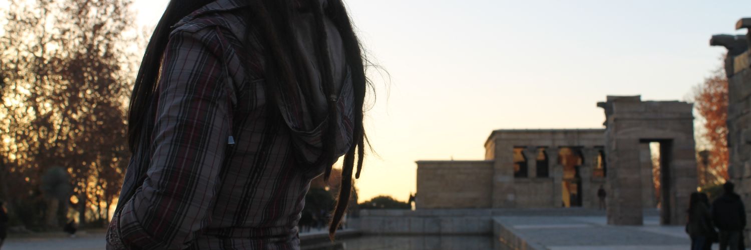 beamarnoz's profile banner image