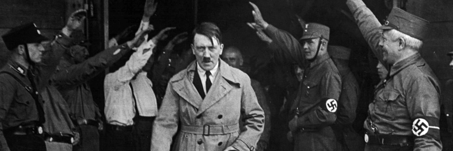 𝐇𝐨𝐥𝐨𝐜𝐚𝐮𝐬𝐭 banner