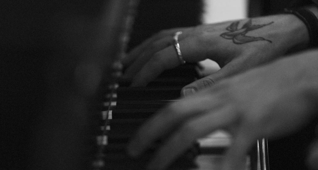 MendesxTVD's profile banner image
