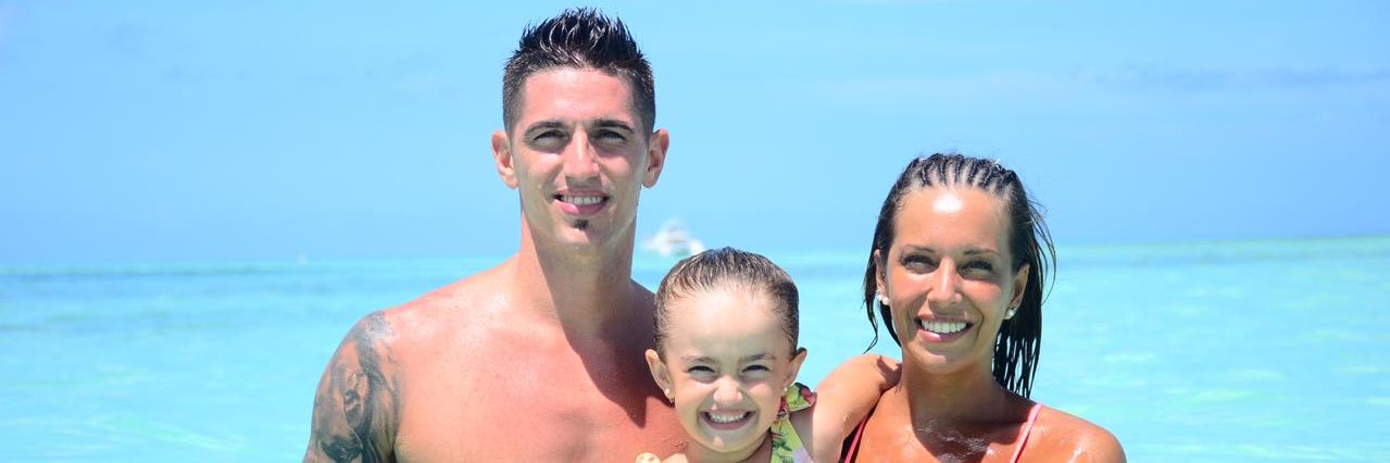 Nico de los Santos banner