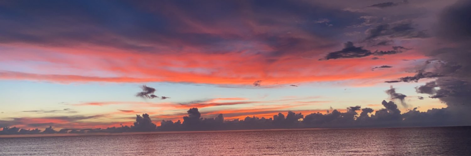 Ginaaa_10's profile banner image