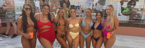 rhiannonpowee Profile Banner