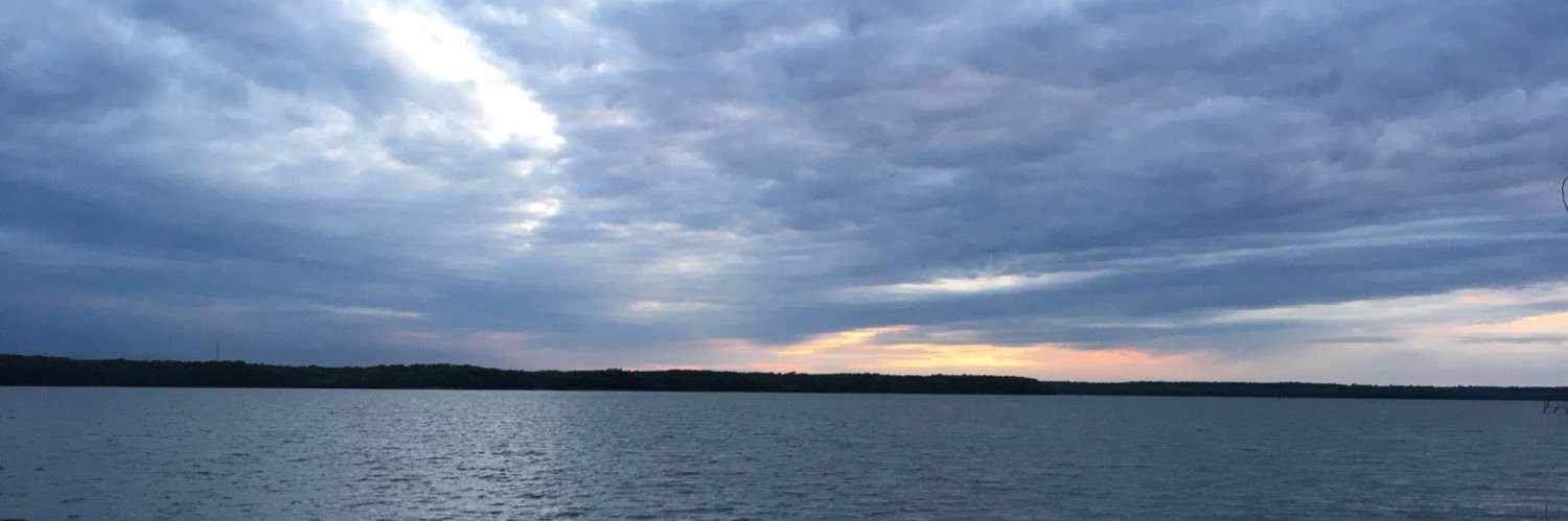 MrHon's profile banner image