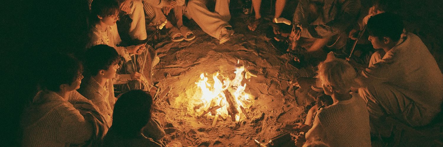 from lex’s 20’s ✈️ banner