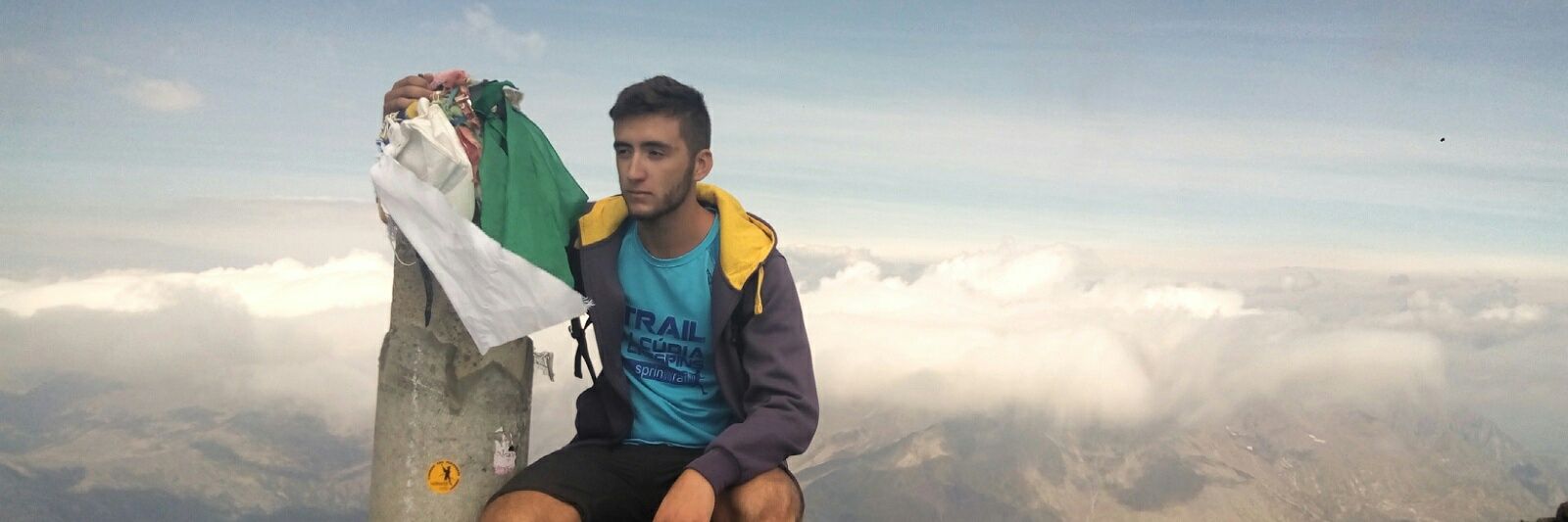AmadeoSanz's profile banner image
