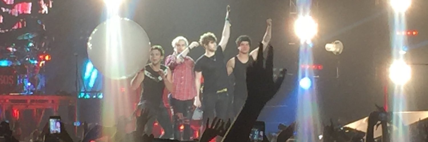 _5SOS_LAX's profile banner image