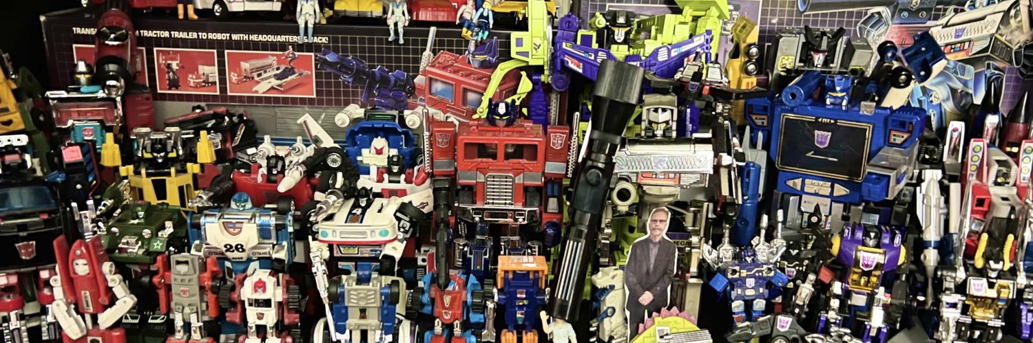 Retro Nostalgic Nerd 🤓 banner