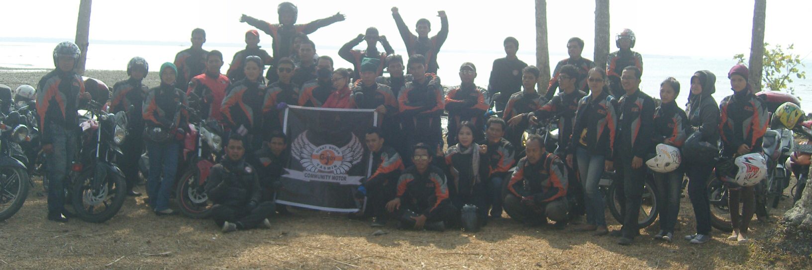 dhen_amoeba's profile banner image