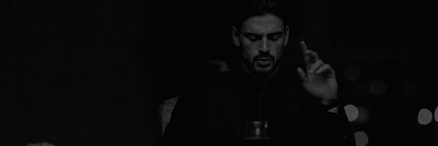 u_02l's profile banner image