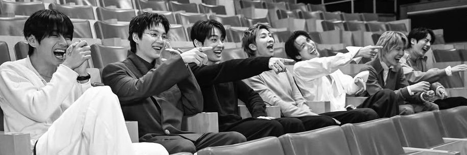 tin⁷ ⦿ ☰ ☲ saw hobi!! banner