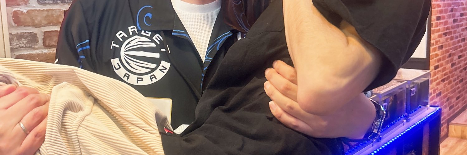 MOMONA.🍑 ￤ ｾｸｼｨｸｲｰﾝﾓﾓﾅﾁｬﾝ👸 banner