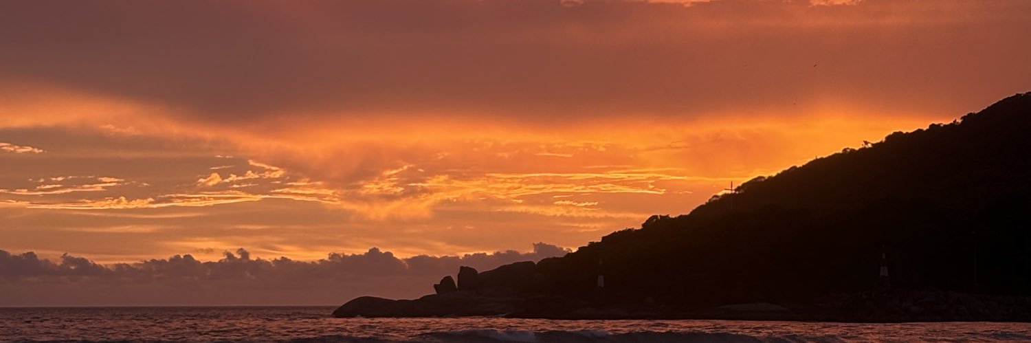 maarublanco's profile banner image