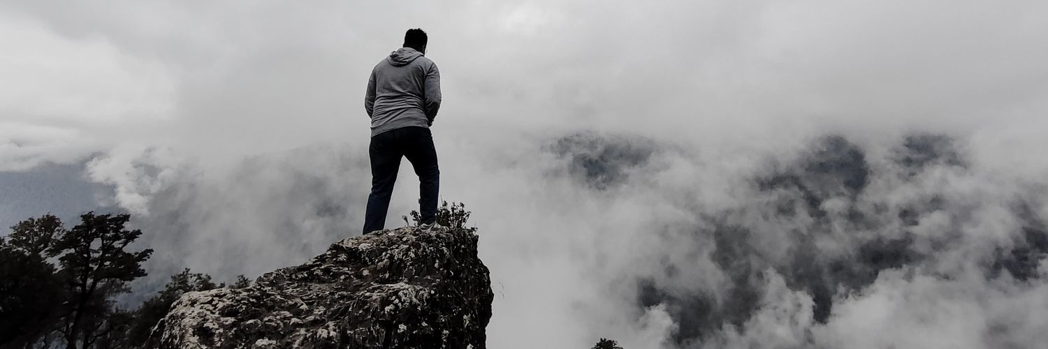 آذر(همیشه آتش) banner