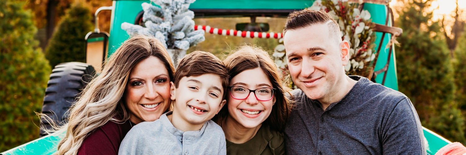 adrianasmommyxo's profile banner image