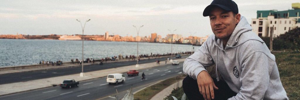 okayychabely's profile banner image