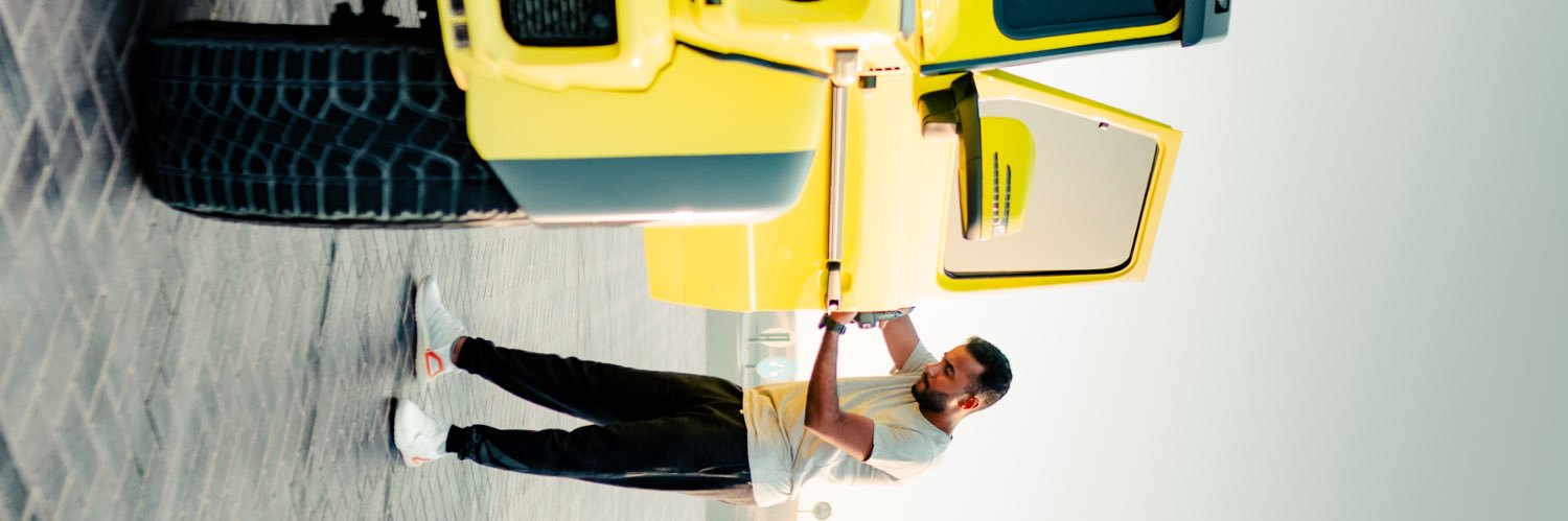 minirareman's profile banner image