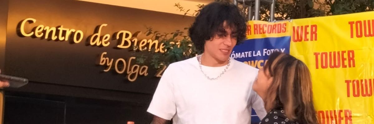 ximeeedaz's profile banner image