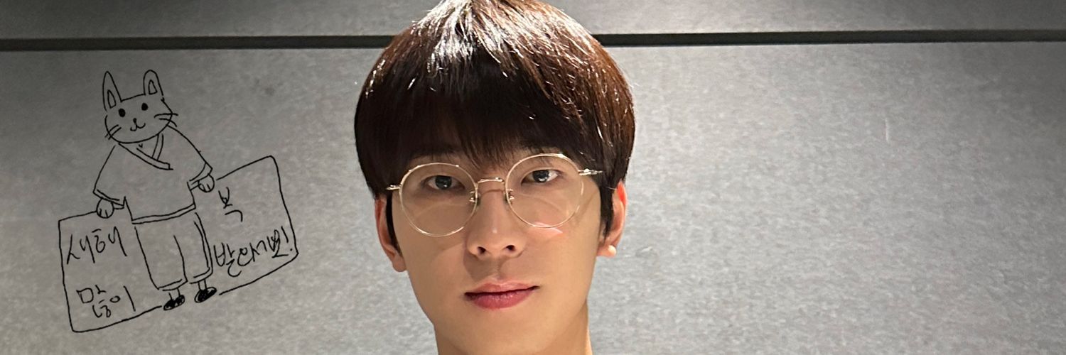 ji_vo_ov's profile banner image