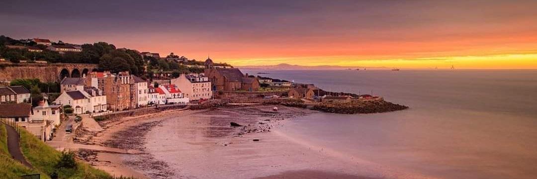 Caroline🍰🇮🇲 banner