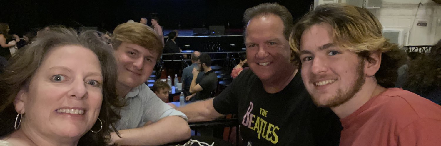 lorijmclaughlin's profile banner image