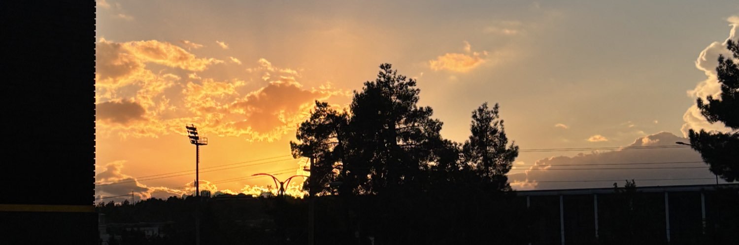 dunkleslichtt's profile banner image