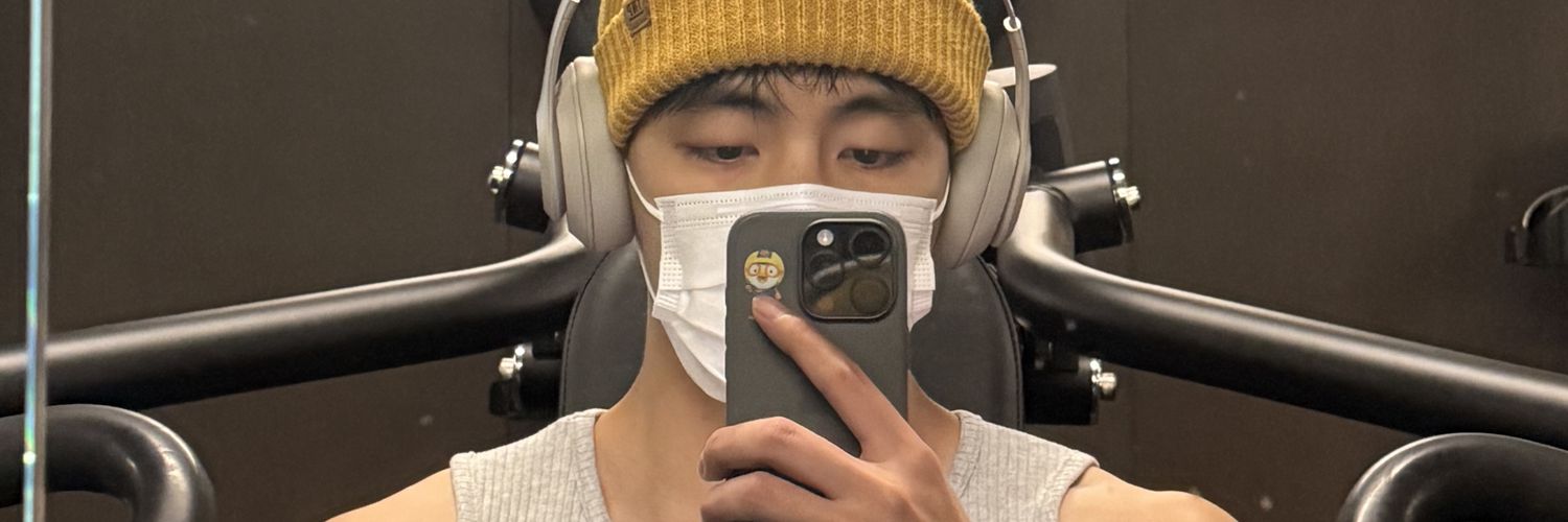 moonsecr's profile banner image