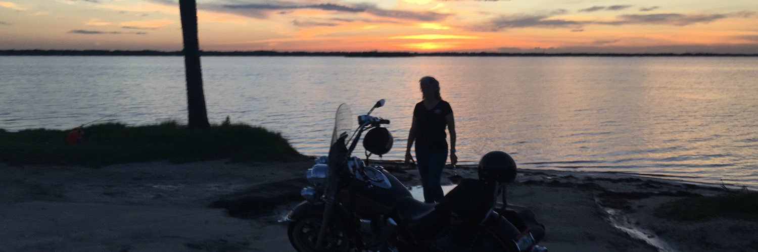 AppleGood's profile banner image