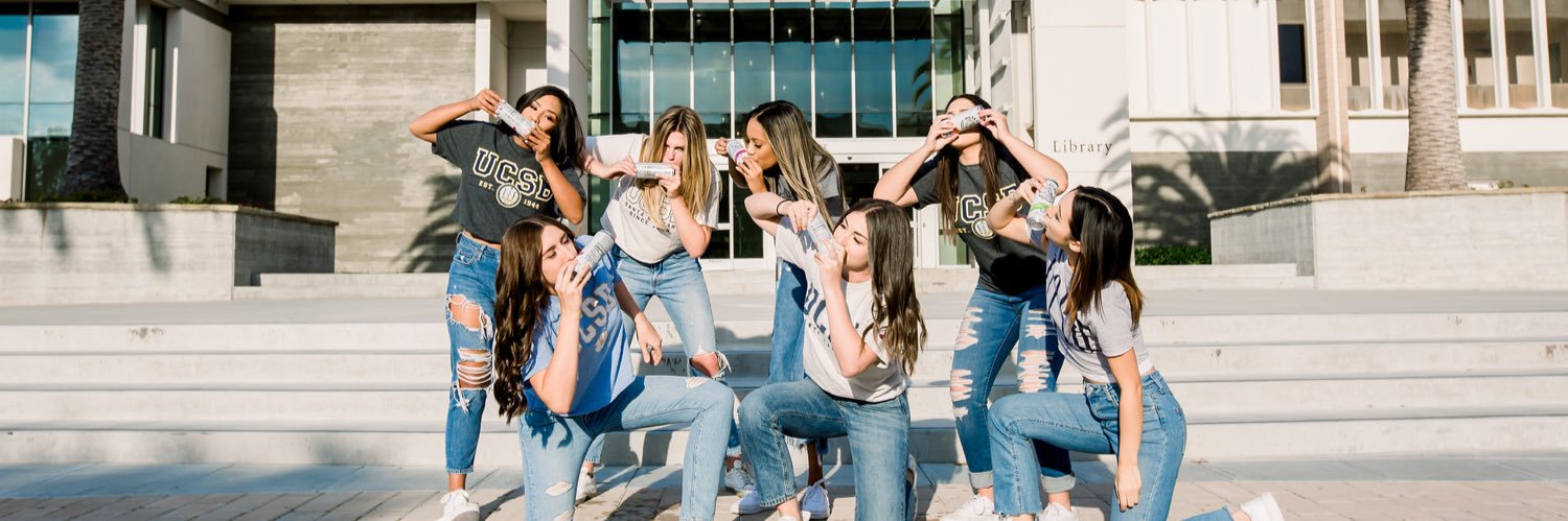 carrllyy16's profile banner image