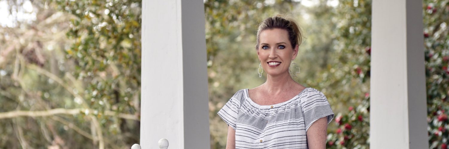 Lara Lyn Carter banner