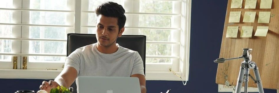 NavjotChauhan's profile banner image