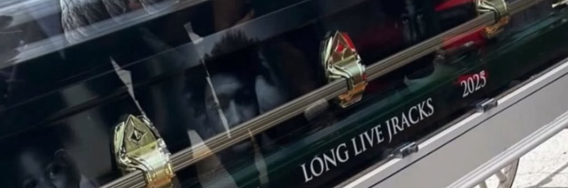 lbspazz's profile banner image