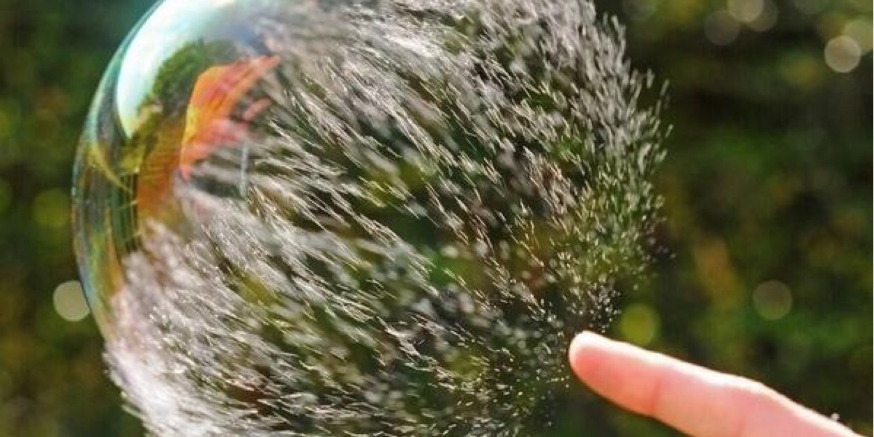 K Fiona Robertson banner