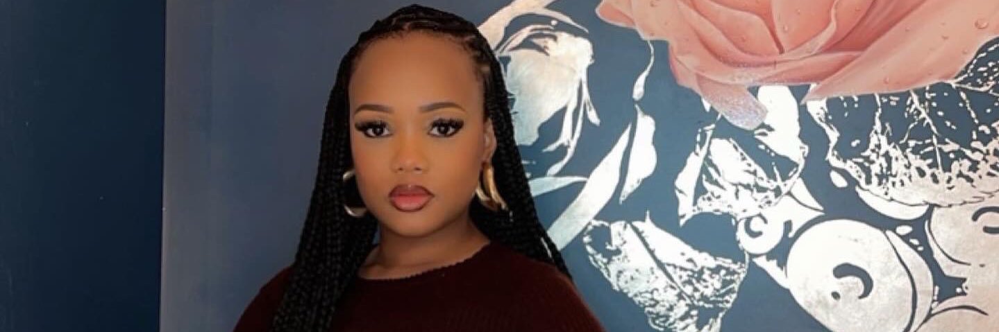 _essiea's profile banner image