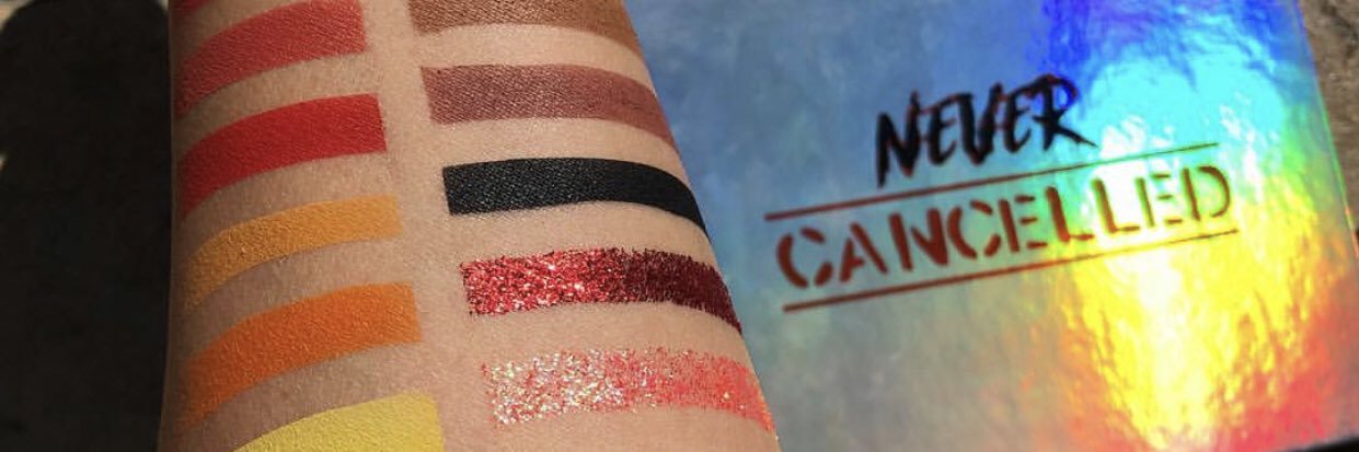 MakeupManiacs's profile banner image