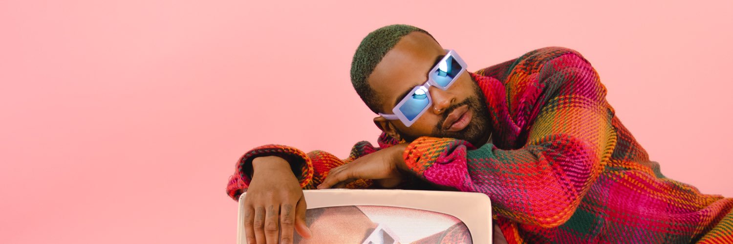 DeeAnj's profile banner image