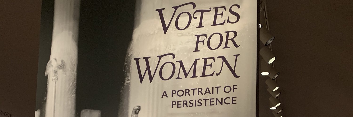 Amber Lusvardi banner