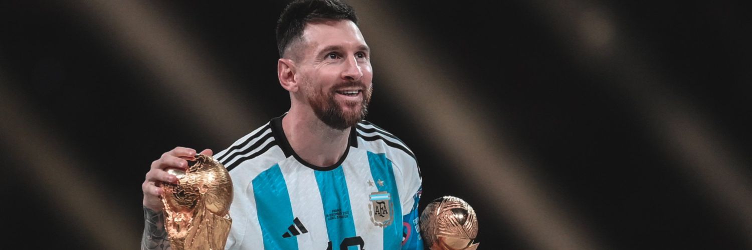alylovic's profile banner image