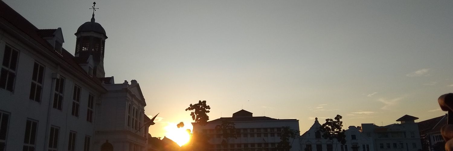 auliabinar's profile banner image
