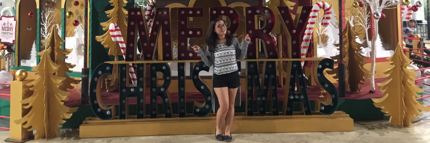 bella_lily's profile banner image