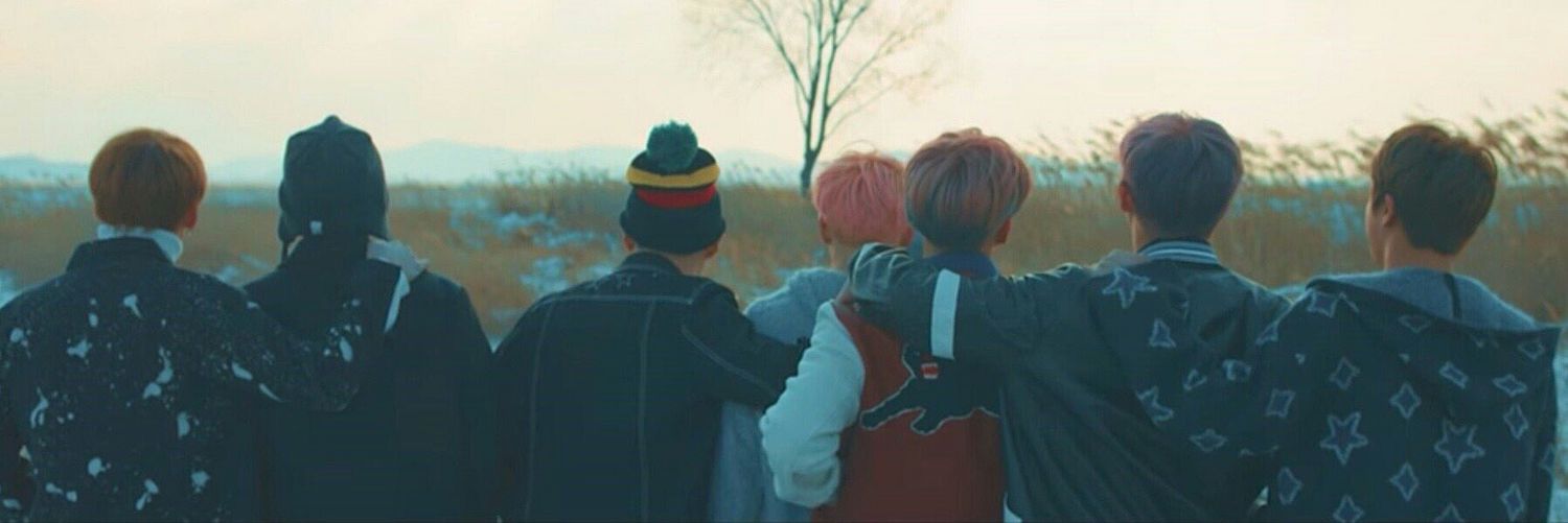 nhmuliaaa's profile banner image