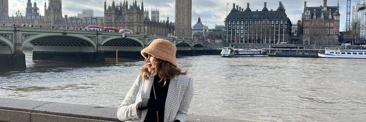 ItzelBarajaas's profile banner image