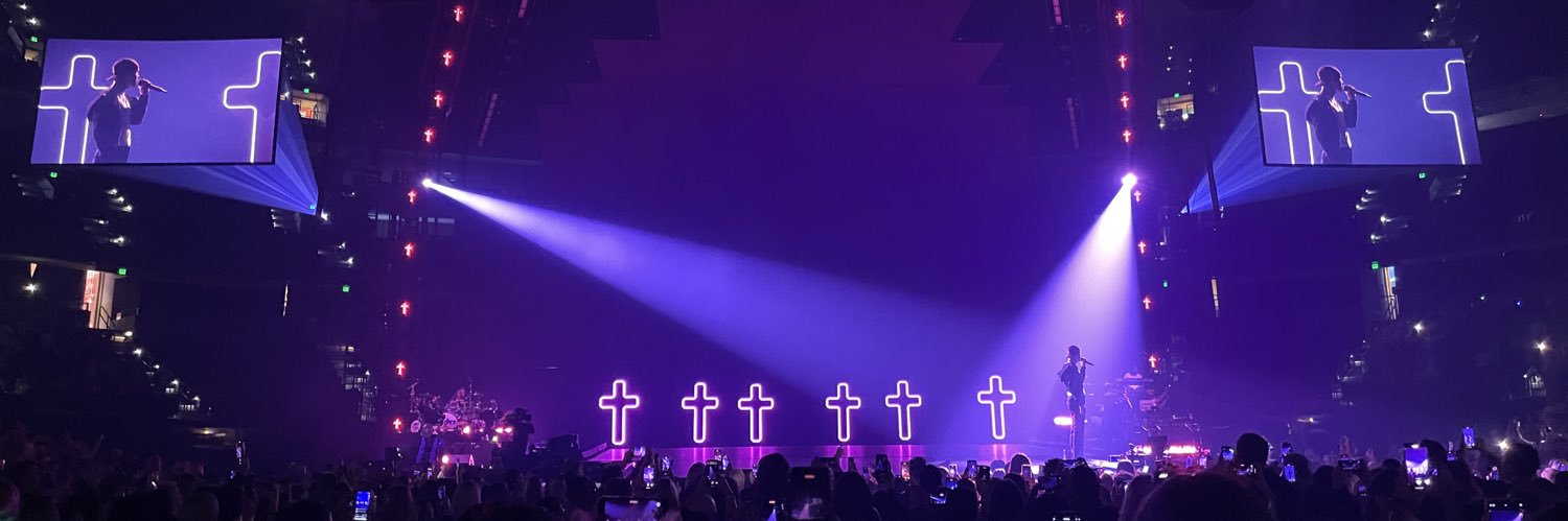 bizzIespeaches's profile banner image
